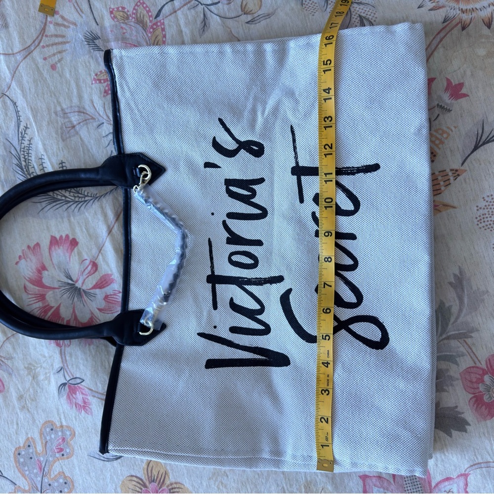 Victoria's Secret Cream Tote with Black Accents - Picture 5 of 7